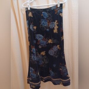 Koos Of Course Womens Size XZ Black Floral Velvet Pull On Skirt